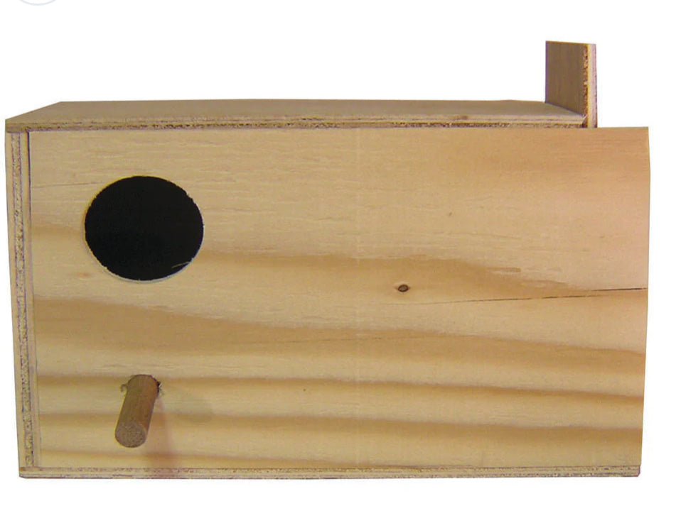 Budgie nest box with concave